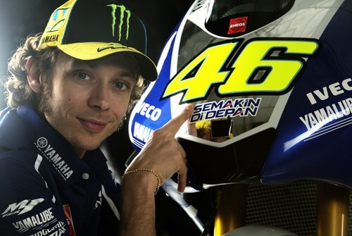 Valentino-Yamaha-YZR-M1-promo-2013-valentino-rossi